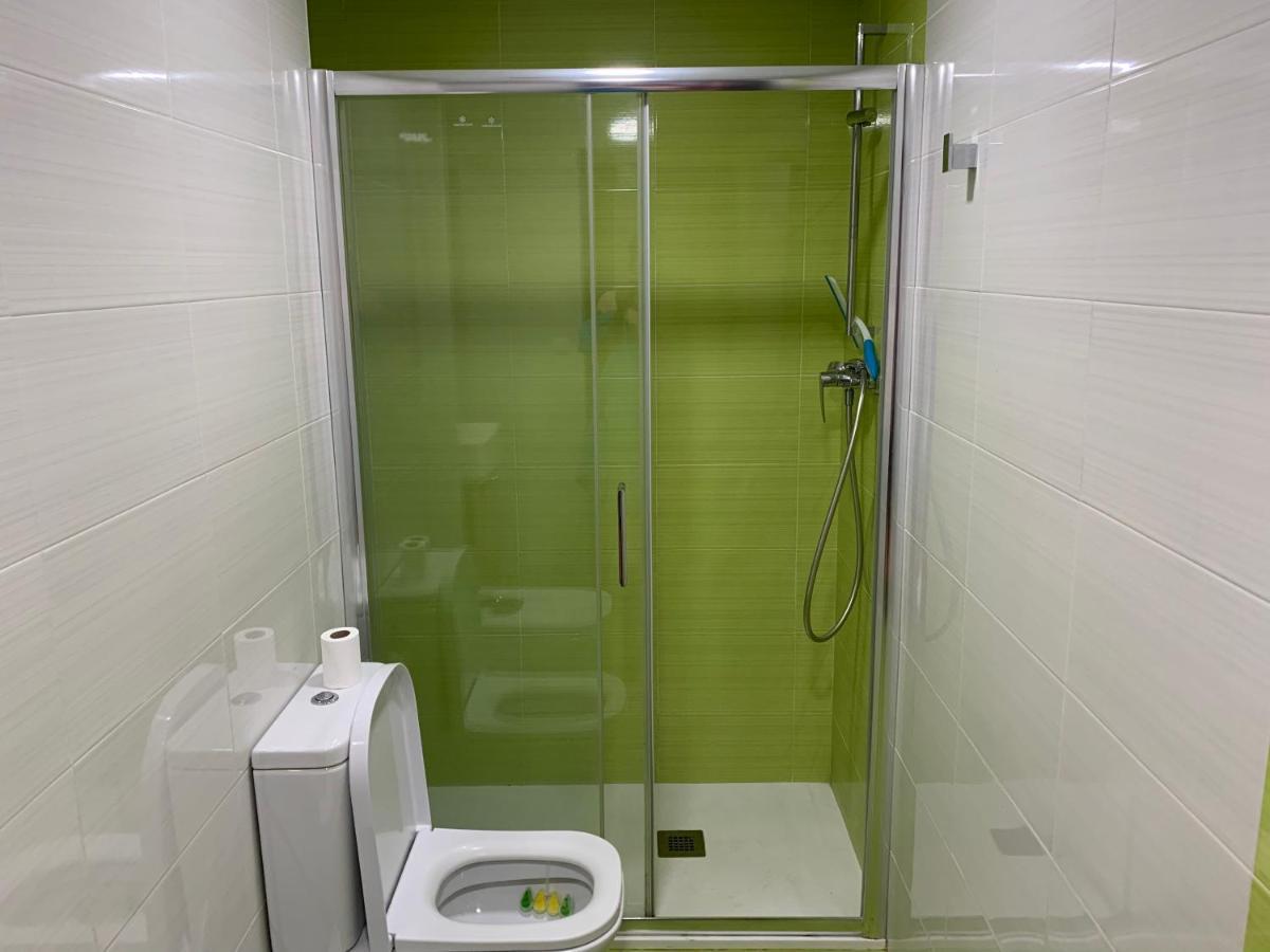 Habitacion Con Cama Individual, Piso Compartido En Avenida Blasco Ibanez 발렌시아 외부 사진