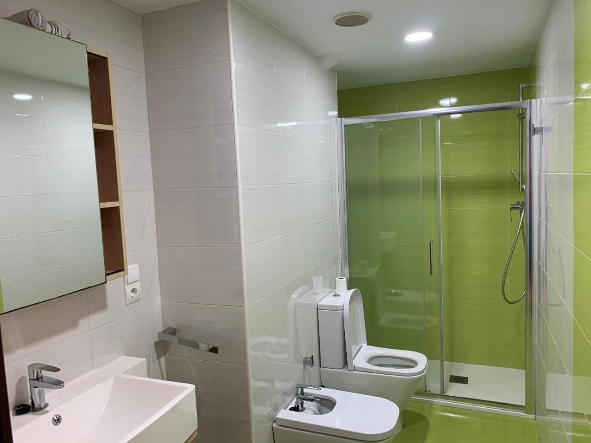 Habitacion Con Cama Individual, Piso Compartido En Avenida Blasco Ibanez 발렌시아 외부 사진